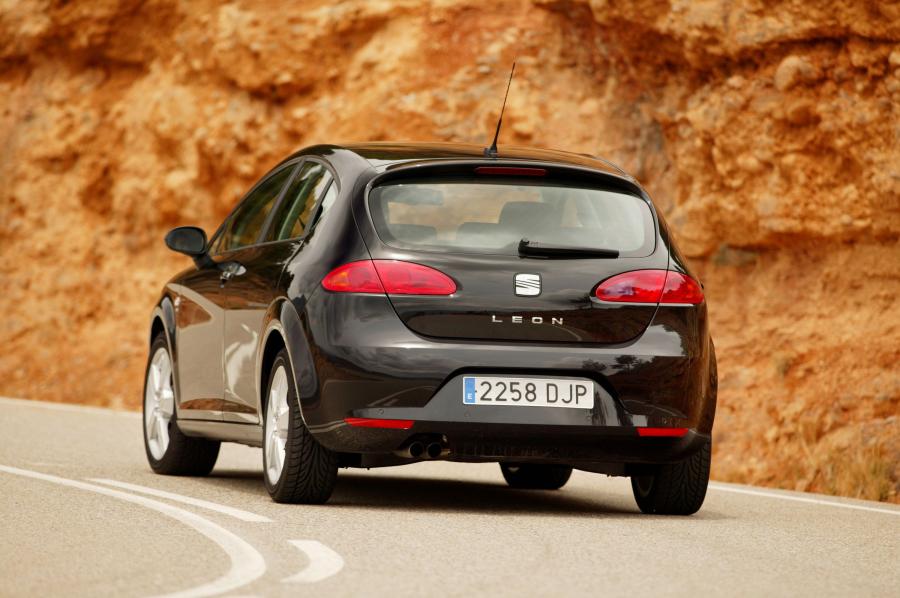  Seat Leon 2005 года  (фото 45 из 126)
